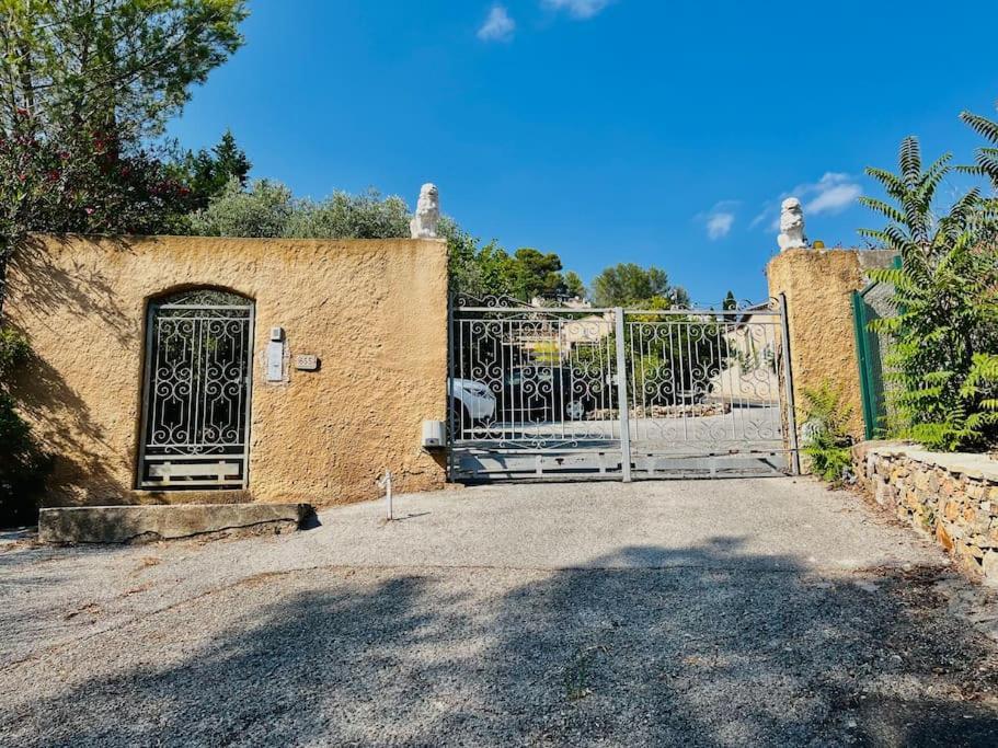 Studio Dans Residence Taradeau المظهر الخارجي الصورة