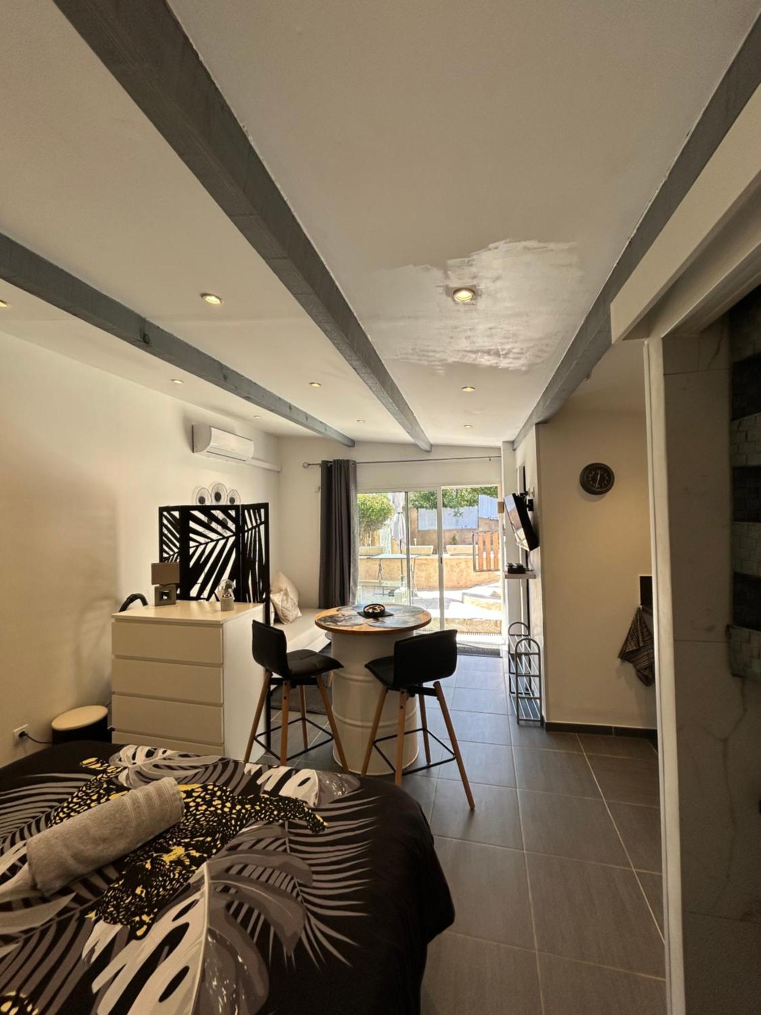 Studio Dans Residence Taradeau المظهر الخارجي الصورة
